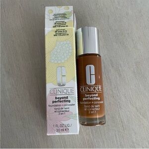 Clinique Beyond Perfecting Foundation + Concealer Amber
